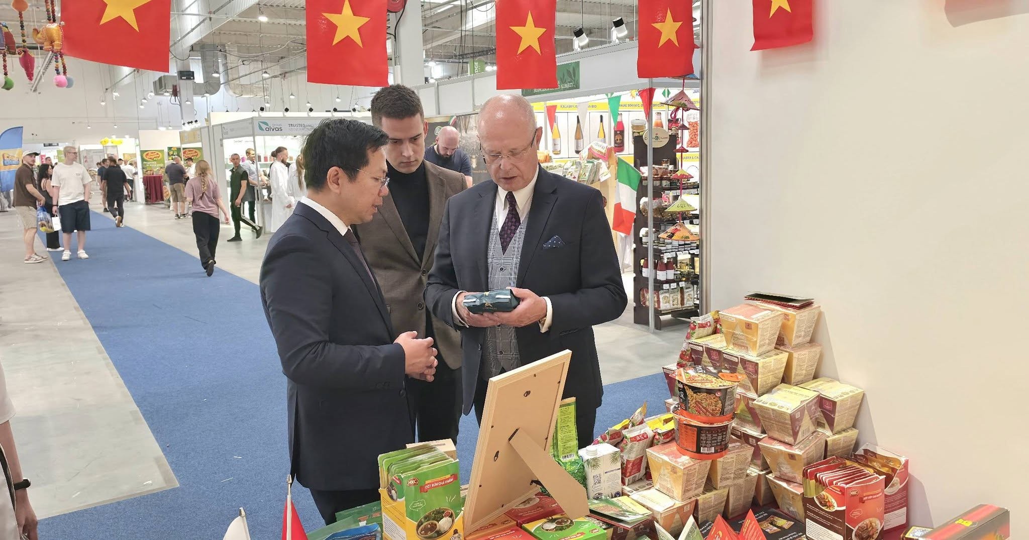 Quảng bá hàng Việt Nam tại Hội chợ Thực phẩm Quốc tế Warsaw Food Expo 2026