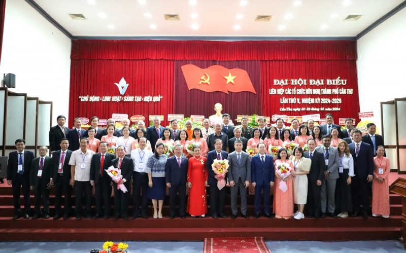 Dấu ấn 35 năm - Cầu nối hữu nghị, hợp tác và phát triển.