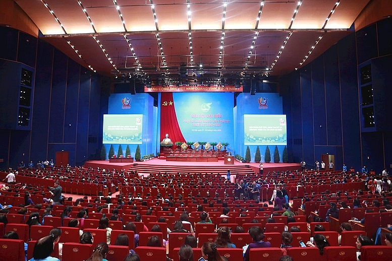 Hướng tới những quyết sách quan trọng, tạo động lực để phụ nữ phát triển Hướng tới những quyết sách quan trọng, tạo động lực để phụ nữ phát triển