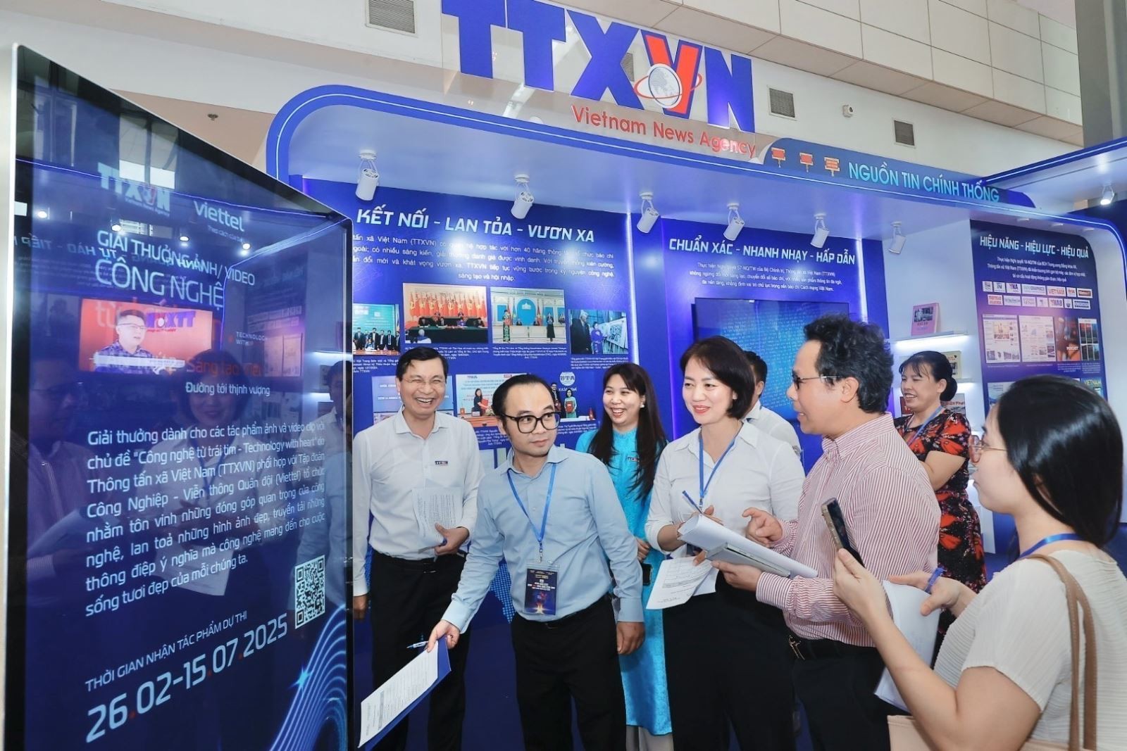 Báo chí tiên phong kiến tạo niềm tin, khát vọng vươn mình Báo chí tiên phong kiến tạo niềm tin, khát vọng vươn mình