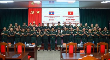 Việt Nam tập huấn nghiệp vụ tuyên huấn cho cán bộ Quân đội nhân dân Lào