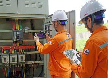 Công nghệ số giúp EVNNPC kéo giảm tổn thất điện năng