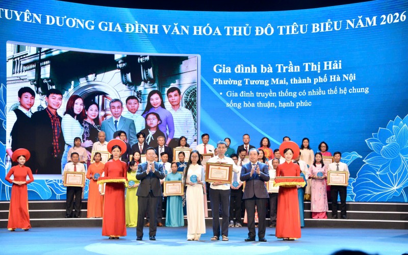Các gia đình còn tích cực khuyến học, phát triển kinh tế và gìn giữ các giá trị văn hóa ở địa phương. (Ảnh: T.L)