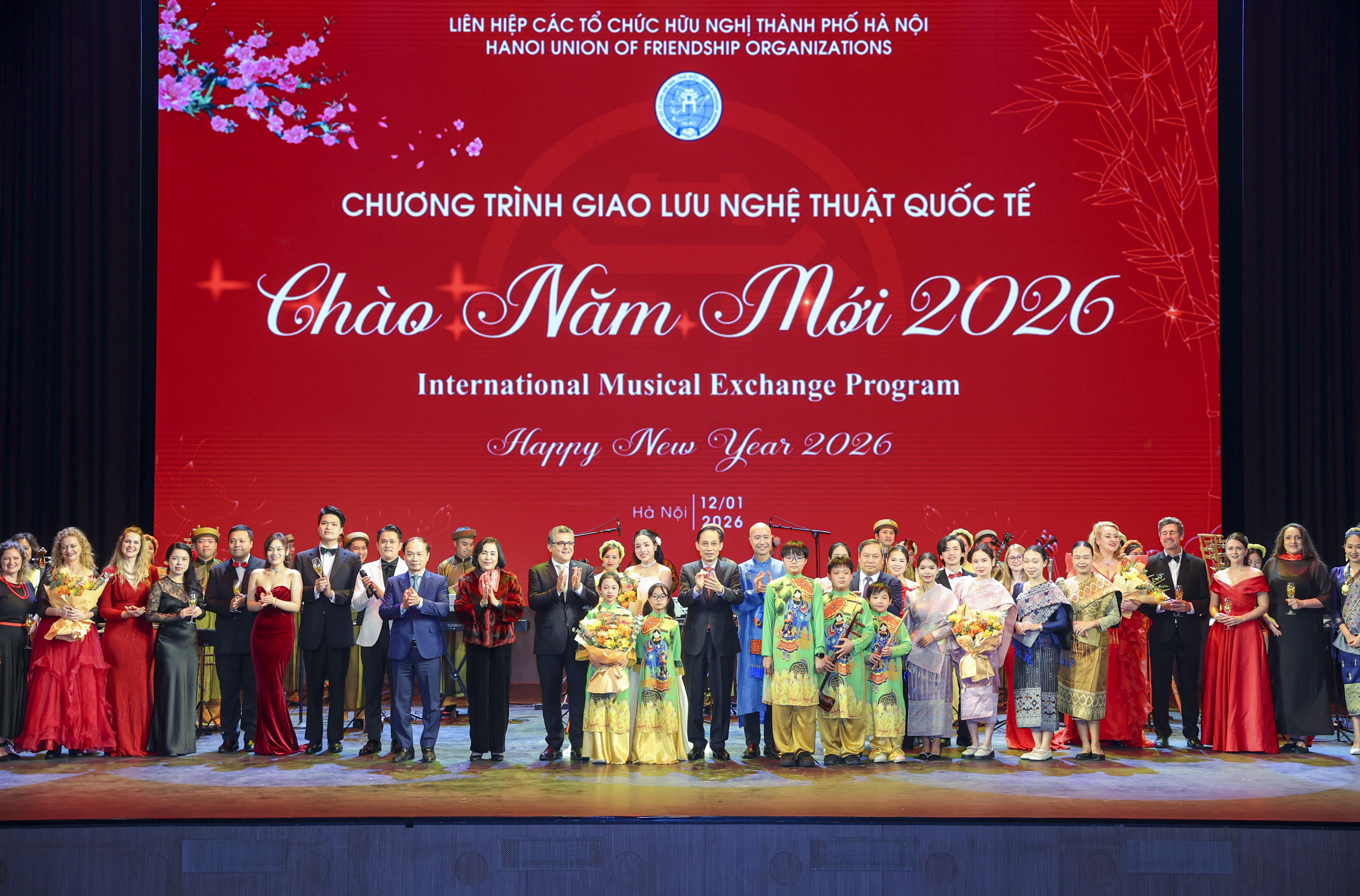 Đối ngoại nhân dân cần gắn chặt hơn với mục tiêu phát triển Thủ đô Đối ngoại nhân dân cần gắn chặt với mục tiêu phát triển Thủ đô