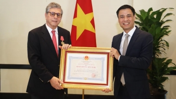 Đại sứ Marco Farani được trao Huân chương Hữu nghị vì đóng góp cho quan hệ Việt Nam - Brazil