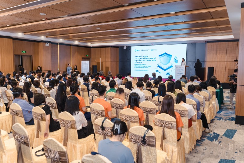 Ra mắt Cẩm nang an toàn số dành cho thanh niên Việt Nam