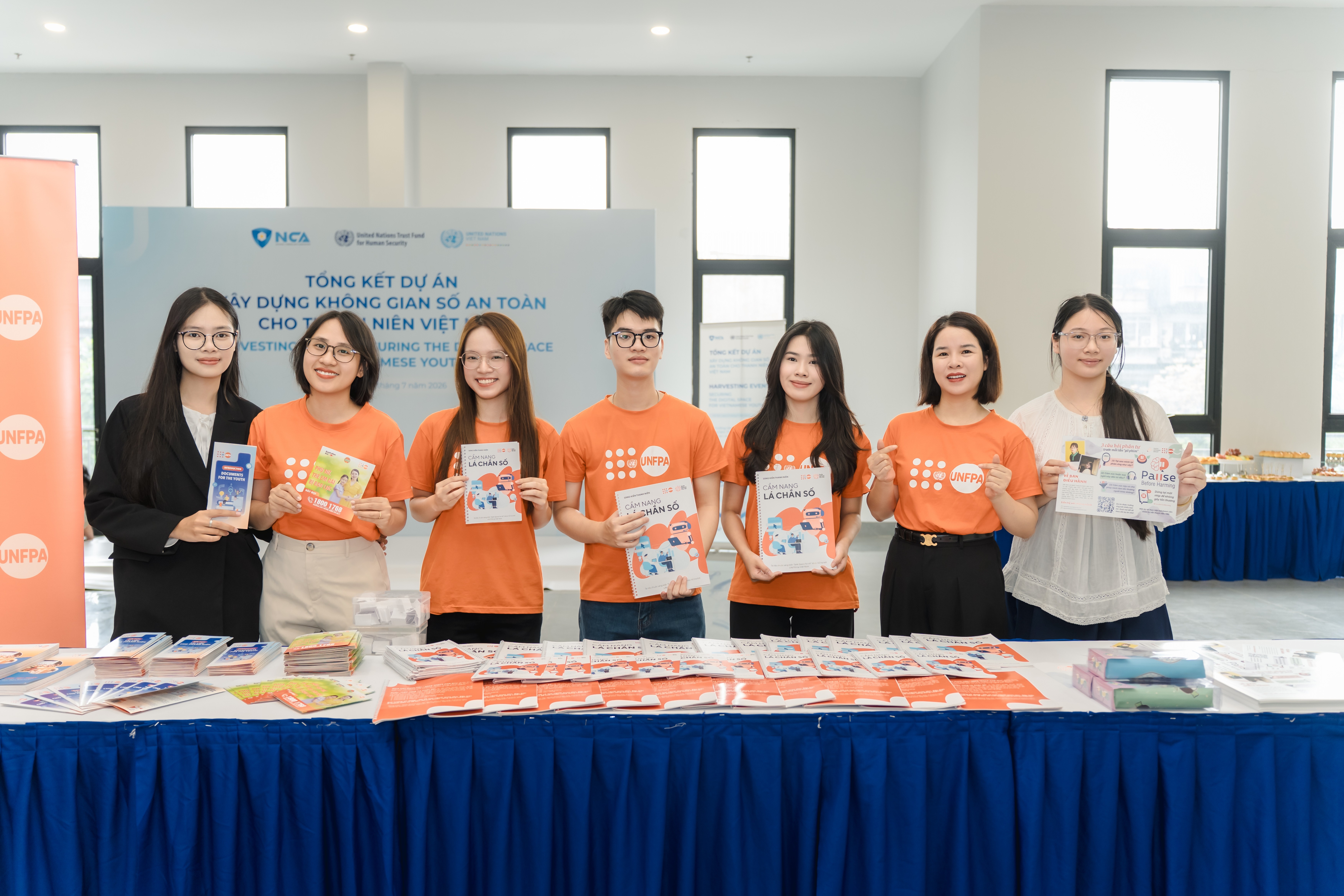 Ra mắt Cẩm nang an toàn số dành cho thanh niên Việt Nam