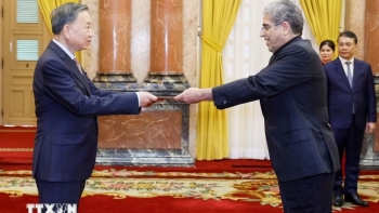 Tổng Bí thư, Chủ tịch nước Tô Lâm tiếp các Đại sứ trình Quốc thư