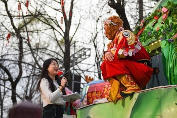 Cơn sốt tương tác NPC tại các khu du lịch Trung Quốc