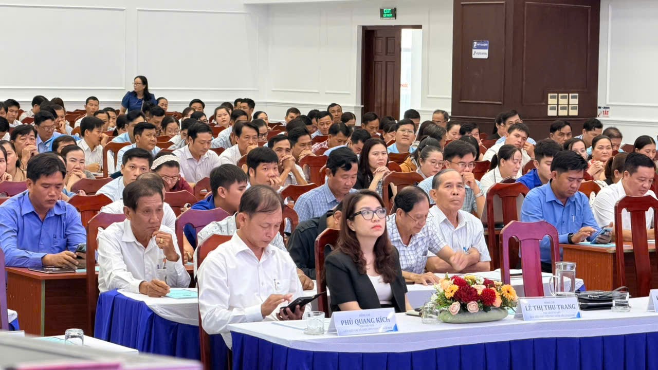 Cà Mau nâng cao năng lực cán bộ để huy động hiệu quả nguồn viện trợ quốc tế Cà Mau nâng cao năng lực cán bộ để huy động hiệu quả nguồn viện trợ quốc tế
