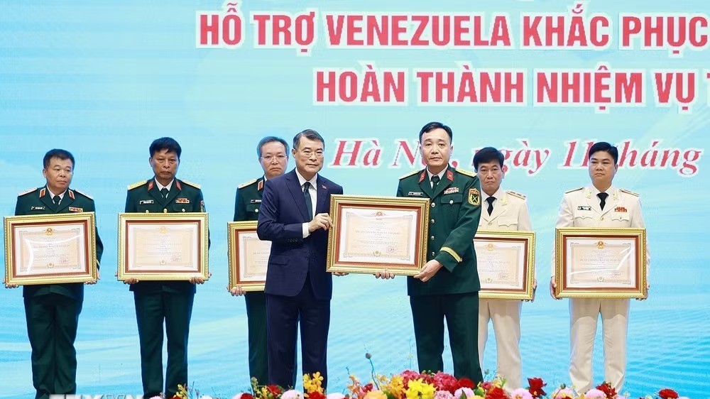 Thủ tướng: Xây dựng lực lượng cứu nạn, cứu hộ quốc tế tinh nhuệ, chuyên nghiệp