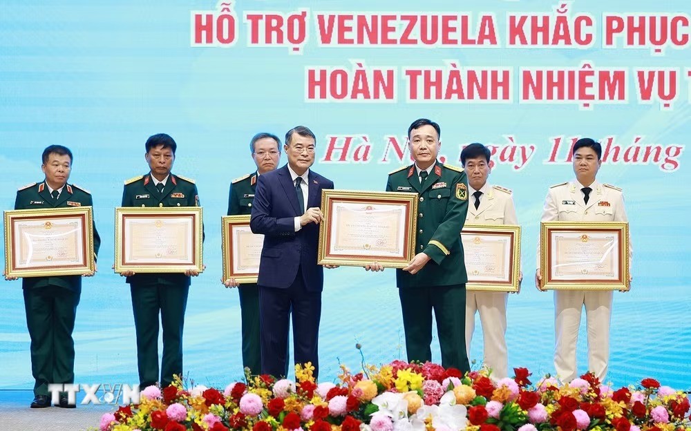 Thủ tướng: Xây dựng lực lượng cứu nạn, cứu hộ quốc tế tinh nhuệ, chuyên nghiệp