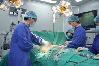 Vinmec Hải Phòng “hồi sinh” lồng ngực bị lõm cho cậu bé 13 tuổi bằng ca phẫu thuật tạo hình phức tạp