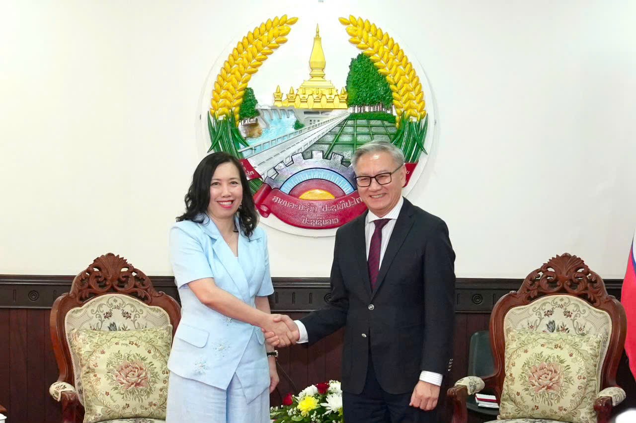 Việt - Lào: hợp tác, trao đổi kinh nghiệm trong công tác kiều dân Việt - Lào: hợp tác, trao đổi kinh nghiệm trong công tác kiều dân