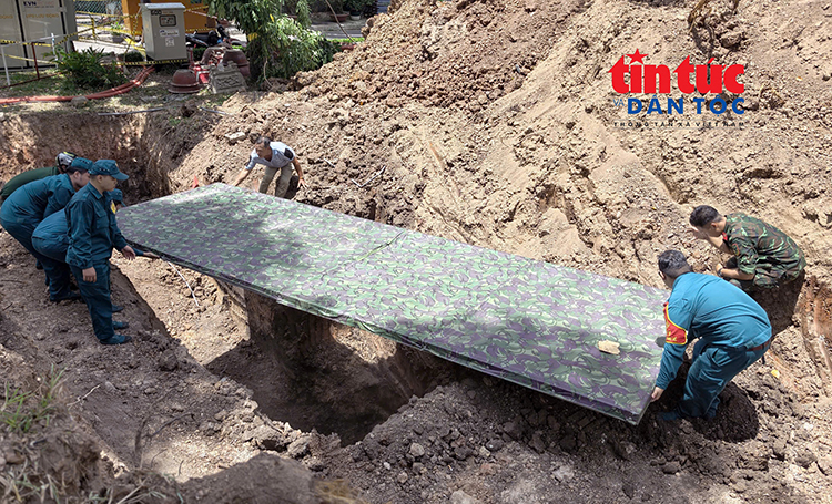 Phát hiện vị trí chôn tập thể liệt sĩ thứ hai tại Công viên Lê Thị Riêng
