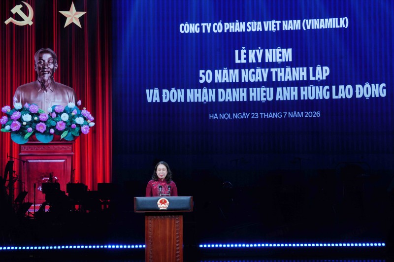 Bí thư Trung ương Đảng, Phó Chủ tịch nước Cộng hòa Xã hội Chủ nghĩa Việt Nam Võ Thị Ánh Xuân phát biểu chúc mừng Vinamilk tại sự kiện (Ảnh: Minh Anh).