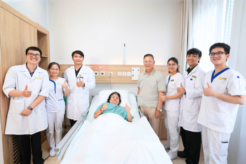 Vinmec Central Park “hồi sinh” bệnh nhân Campuchia sốc nhiễm khuẩn nặng kèm đa bệnh nền cận kề cửa tử