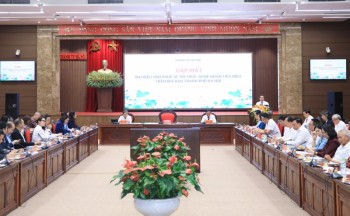 Khơi dậy nguồn lực tri thức cho giai đoạn phát triển mới của Thủ đô