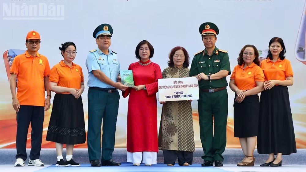 Chung tay xoa dịu nỗi đau da cam TP. Hồ Chí Minh tổ chức chương trình đi bộ vì nạn nhân chất độc da cam