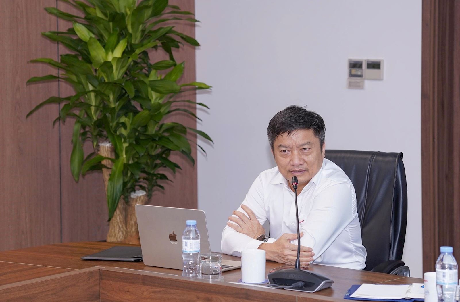 Chủ tịch HĐTV Nguyễn Tiến Khoa phát biểu chỉ đạo tại Hội nghị, định hướng các nhiệm vụ trọng tâm nhằm hoàn thành các mục tiêu sản xuất kinh doanh năm 2026 Chủ tịch HĐTV Nguyễn Tiến Khoa phát biểu chỉ đạo tại Hội nghị, định hướng các nhiệm vụ trọng tâm nhằm hoàn thành các mục tiêu sản xuất kinh doanh năm 2026