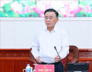 Tăng cường sự lãnh đạo của Đảng và phát huy vai trò của các hội quần chúng