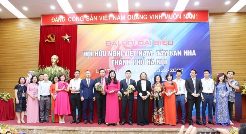 Nâng tầm nhịp cầu hữu nghị Việt Nam - Tây Ban Nha Nâng tầm nhịp cầu hữu nghị Việt Nam - Tây Ban Nha